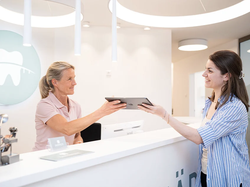 Empfang Zahnarztpraxis